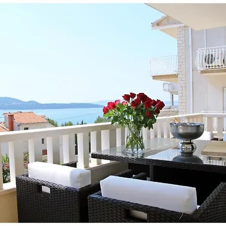 Klara's Seaview Trogir