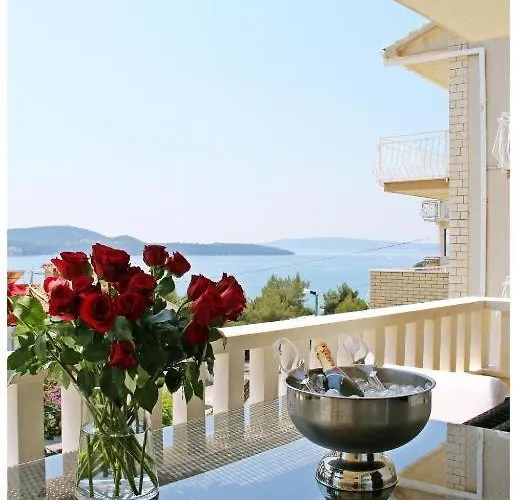 Klara's Seaview Trogir