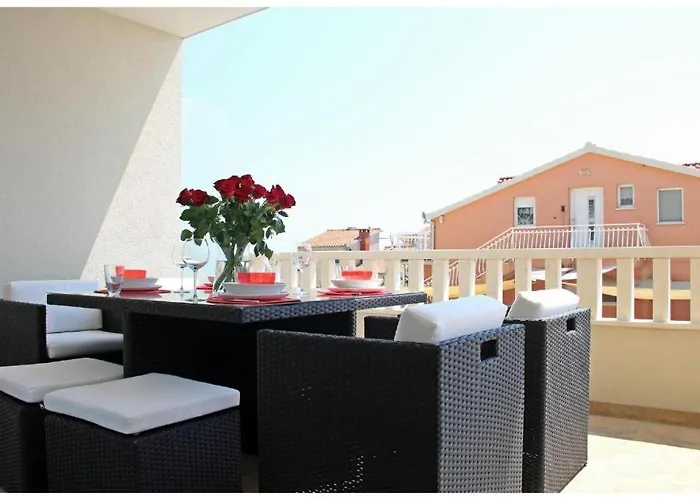 Klara's Seaview Appartement *