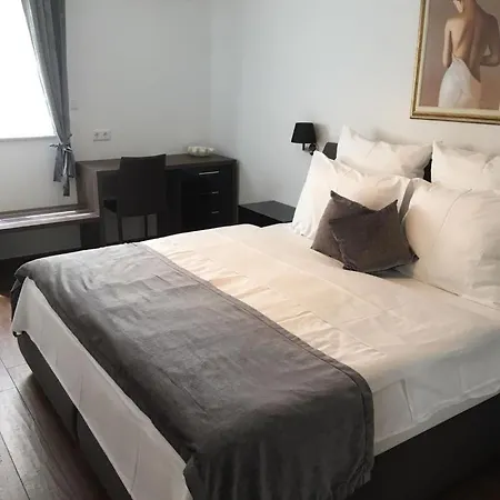 Klara's Seaview Trogir